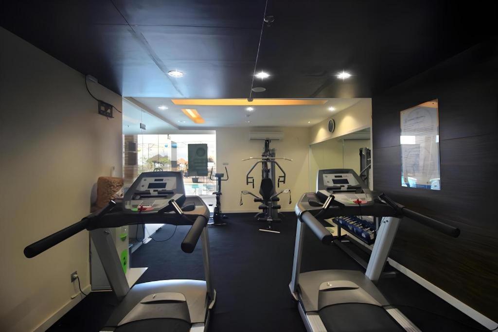 Grand Qin Hotel Banjarbaru Ngoại thất bức ảnh
